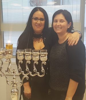 חוגגים חנוכה ב- KLA-Tencor חוגגים חנוכה ב- KLA-Tencor. צילום יח