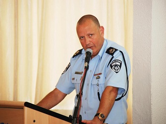 שמים את השוטר במרכז הקשב הארגוני ניצב ירון בארי