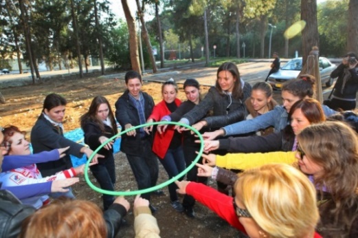 איך ניתן לרתום את ימי הגיבוש להגברת מחוברות העובדים לארגון ולמיתוג המעסיק