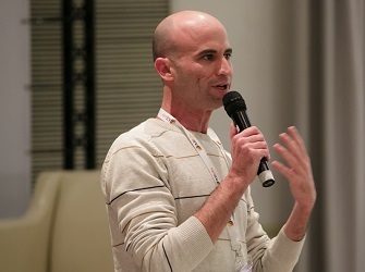 רז מצנע