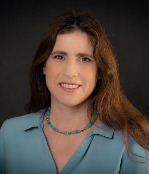 איריס האן. צילום: שרון בוכבינדר איריס האן. צילום: שרון בוכבינדר