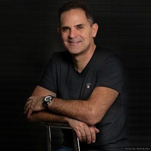 ארז אלמוגי ארז אלמוגי