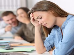 8 דרכים לחשיפת התעמרות במקום עבודה שעובדיו עובדים מהבית
