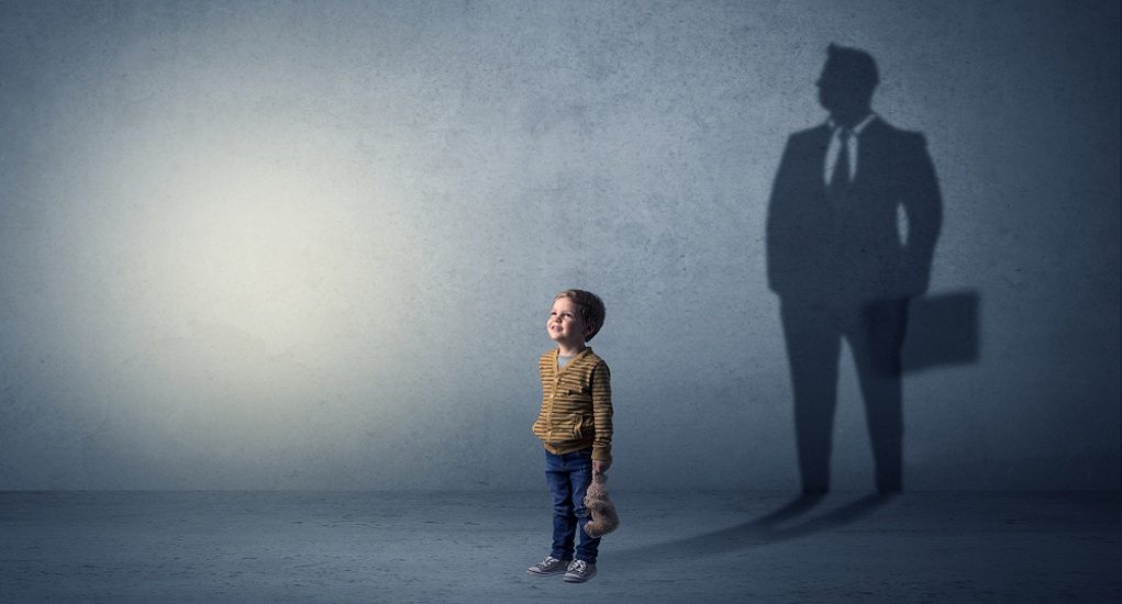 Little,Boy,Imagine,That,He,Will,Be,Businessman,And,Illustrating