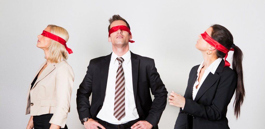 Group,Of,Disoriented,Businesspeople