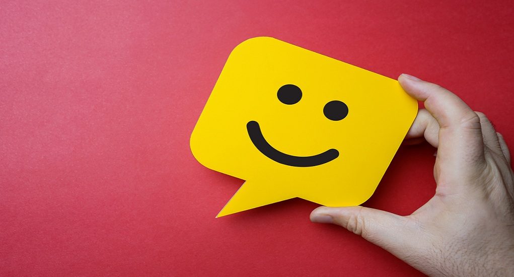 Customer,Service,Experience,And,Business,Satisfaction,Survey.,Man,Holding,Yellow