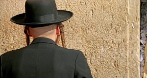 וועדת הכנסת אישרה: גם חילוניים לא חייבים לעבוד בשבת עבודה בשבת