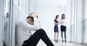 3 טיפים להתמודדות עם דפוסי התנהגות שגויים של עובדים דפוסי התנהגות שגויים של עובדים