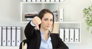 11 ההתנהגויות והנזקים של מנהלים חסרי כושר מנהיגות