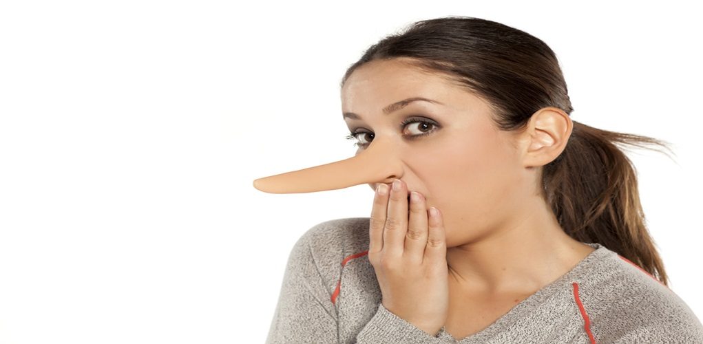 Women,With,Elongated,Nose,-,The,Concept,Of,Lying