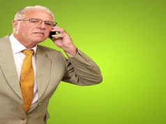 מגדילים את דמי התקשורת לחרשים גם בפרישה חרשים בגיל פרישה